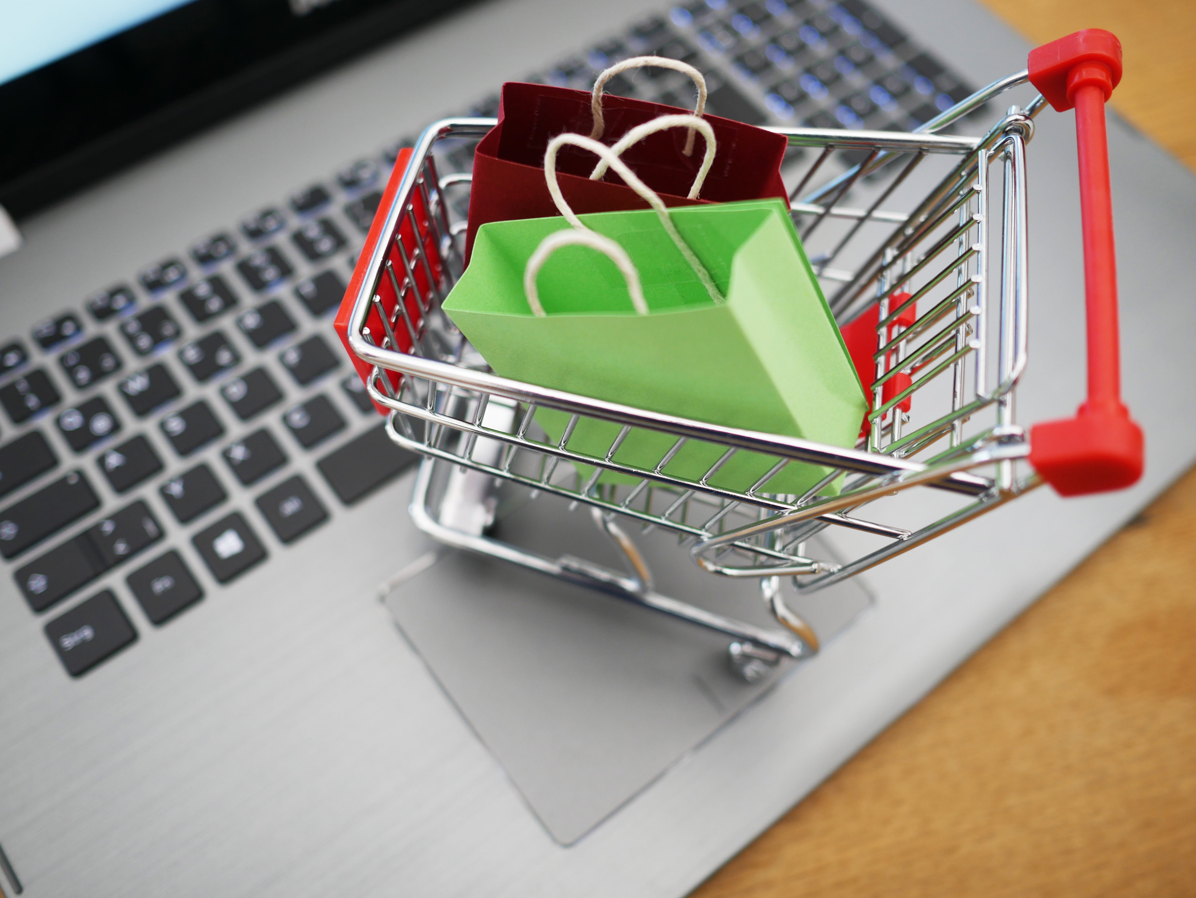 Foto de ejemplo para moda y compras; puedes reemplazarla.